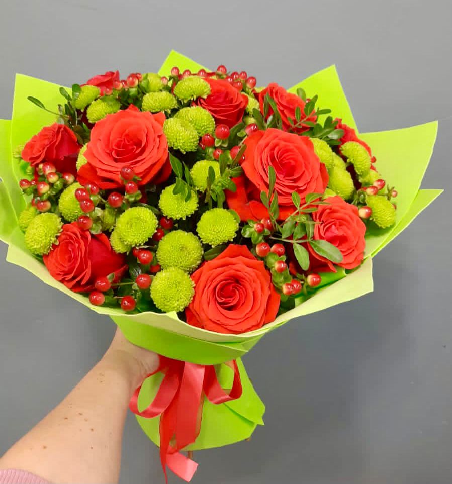 Букет цветов из: Хризантемы и Розы в Воргашоре