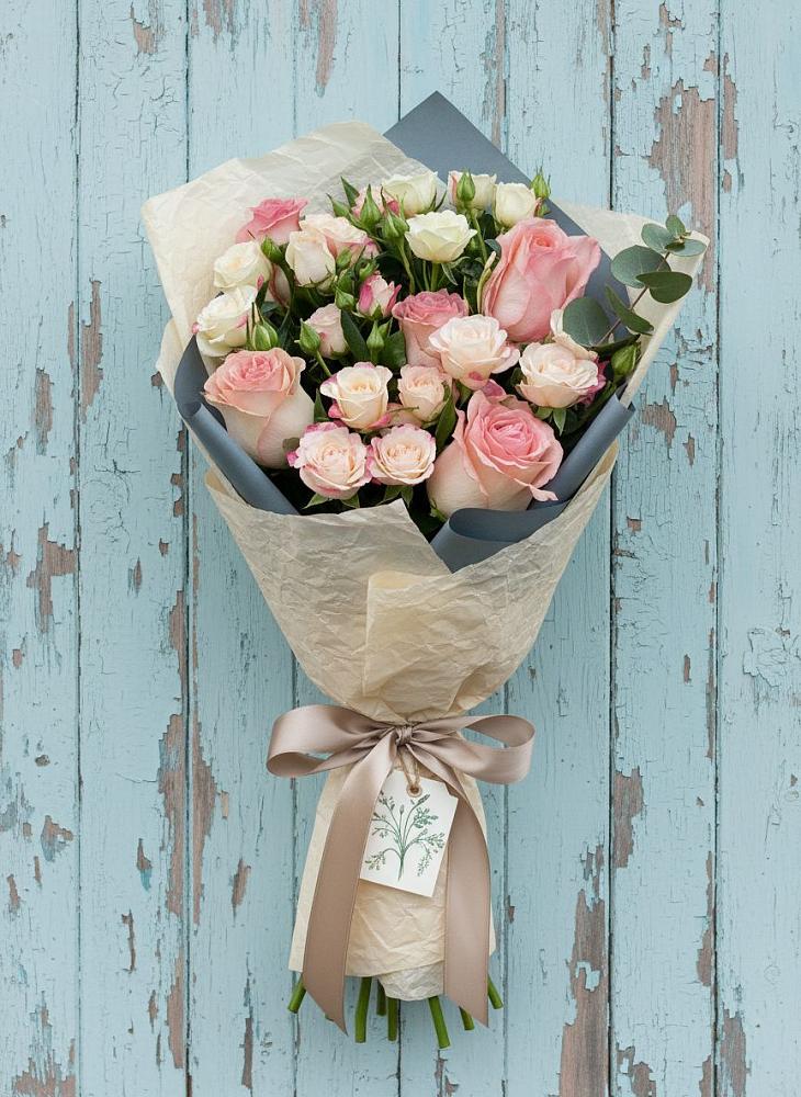 Букет цветов из: Розы в Воргашоре