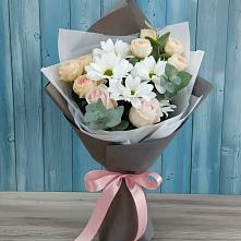 Букет цветов из:  Хризантемы и Розы в Воргашоре