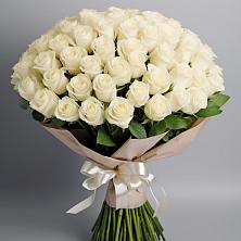 Букет 101 беля роза Белоснежка в Воргашоре