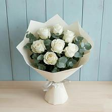 Букет Белые розы в Эвкалипте в Воргашоре