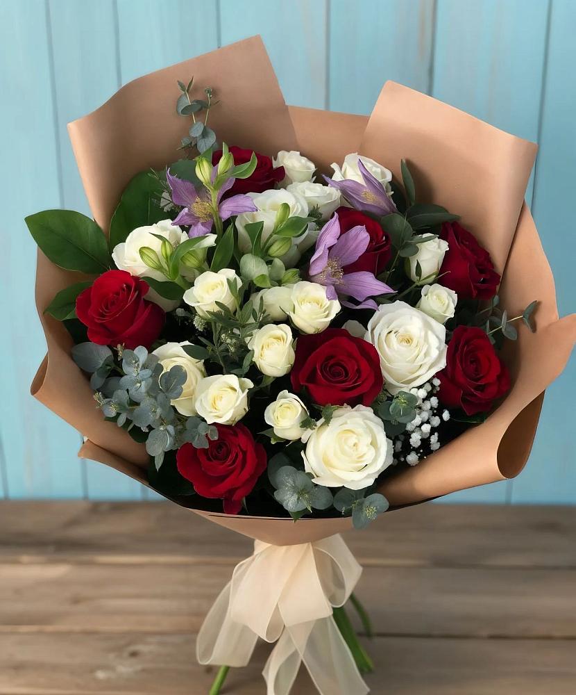 Букет цветов из: Розы и Альстромерии в Воргашоре